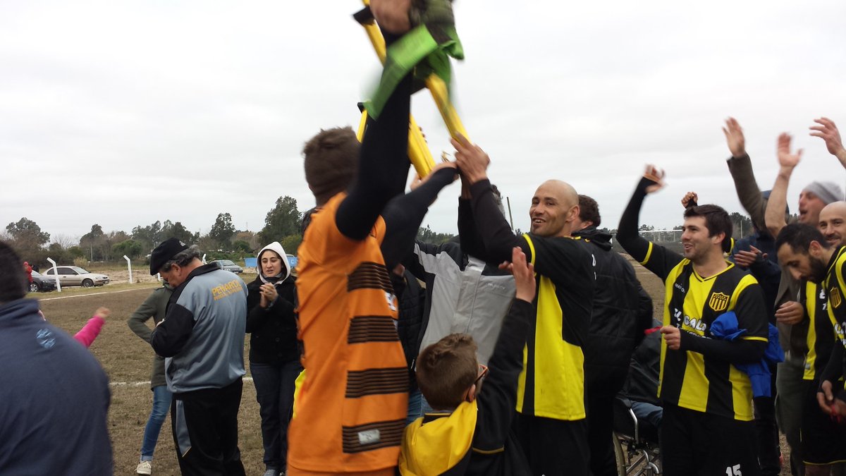 le pec3b1arol campec3b3n 1