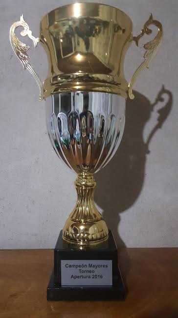 trofeo sarandi del yi