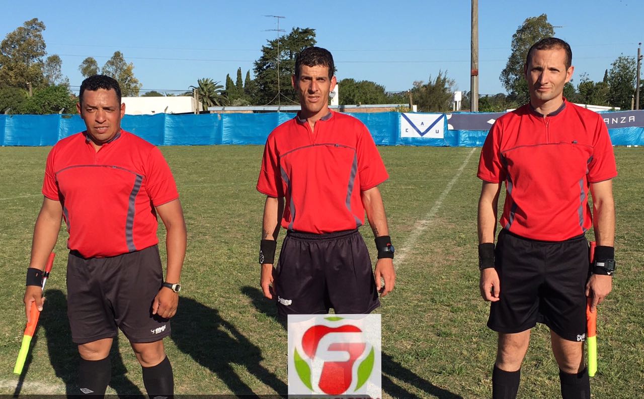 arbitros en 25 de mayo