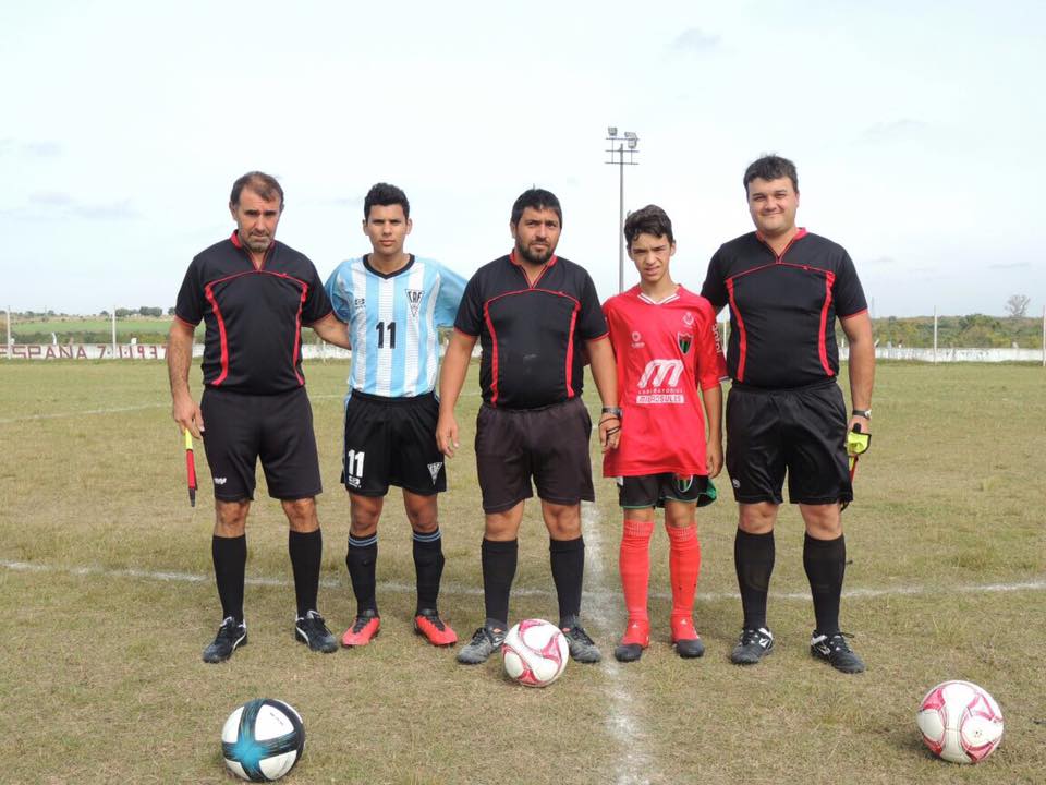 sub 15 capitanes y arbitros espac3b1a atletico