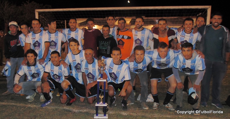 la cruz y su poster de campec3b3n 2017
