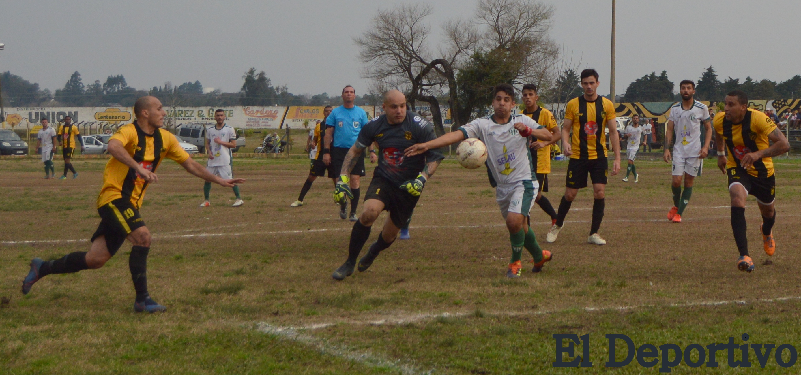 Peñarol vs. Sarandi Universitario
