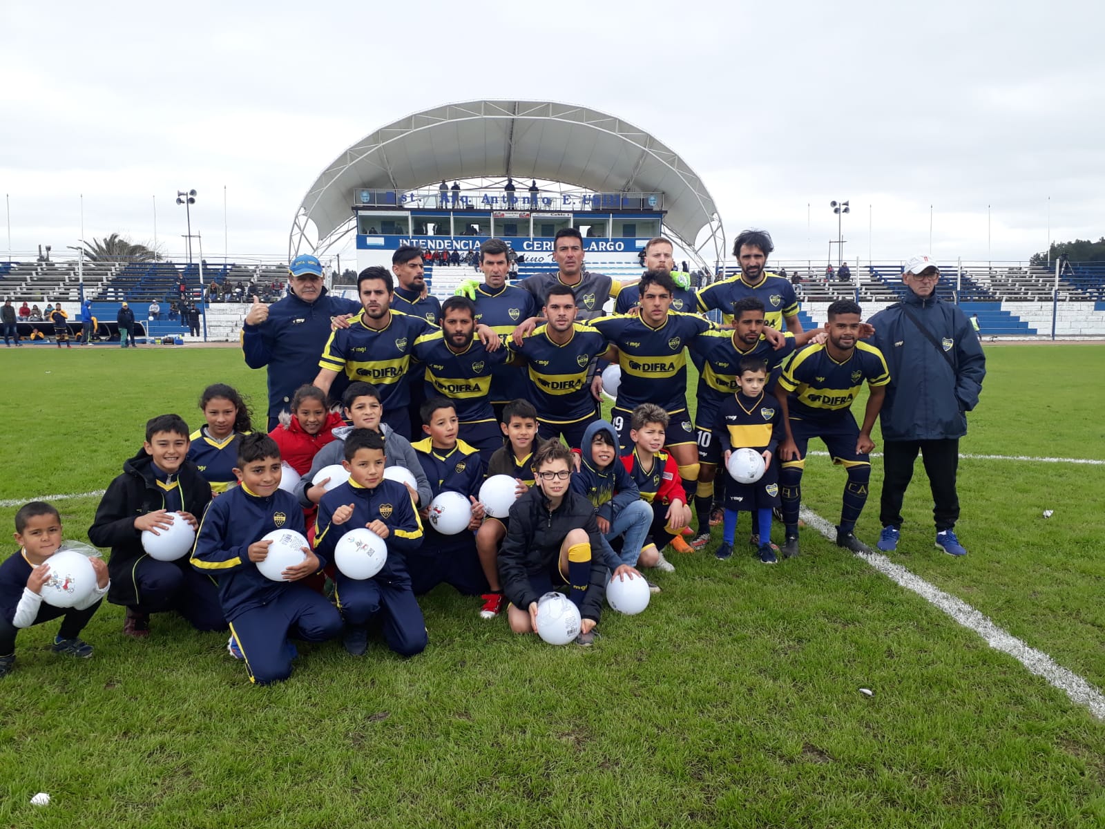 boca jrs futbol de cerro largo