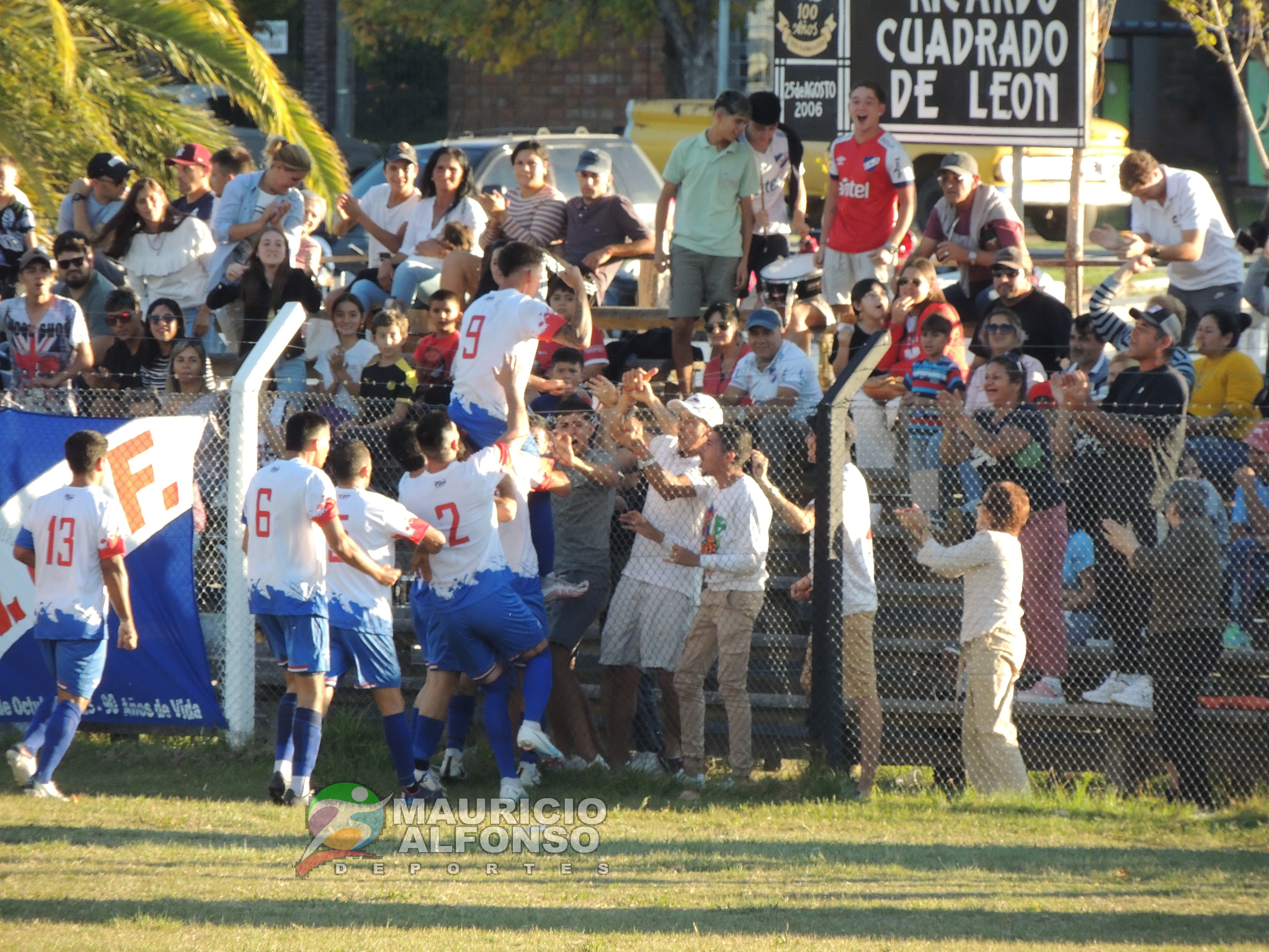 Locura para el historico tanto de Nacional en la Copa OFI lo hizo Fabian Victoriano Salvatierra Villar para el empate 1 a 1 ante Berlin